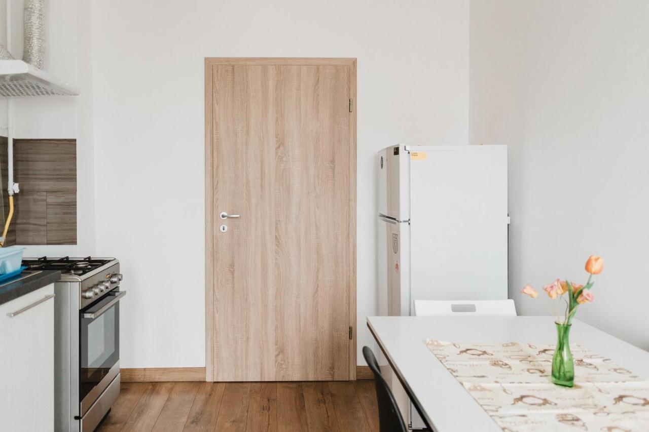 City View Apartment With Free Parking Cluj-Napoca Exterior foto